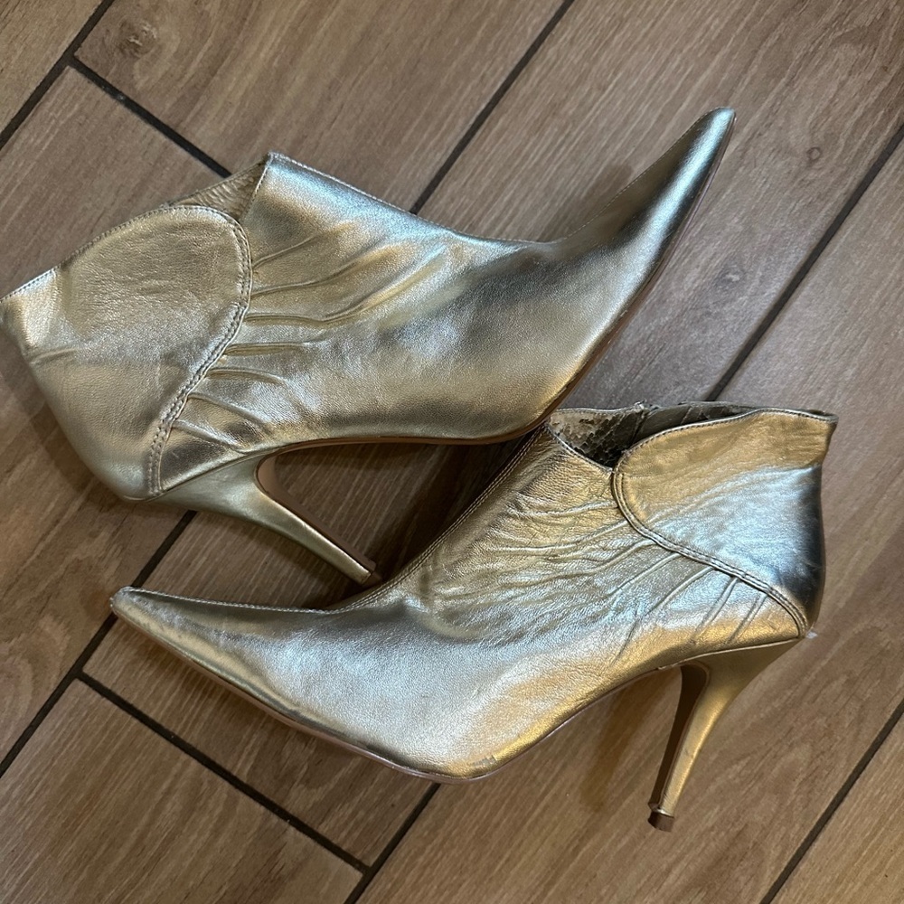 Gold Booties​​